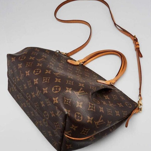 Louis Vuitton Monogram Canvas Turenne MM Bag - Picture 3 of 12